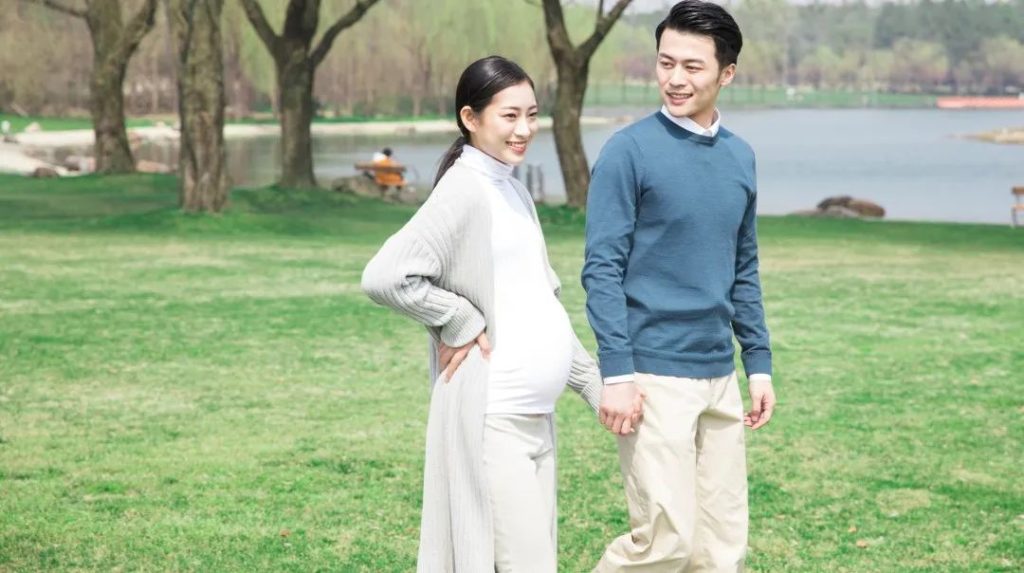 孕期患上外阴白斑怎么办？